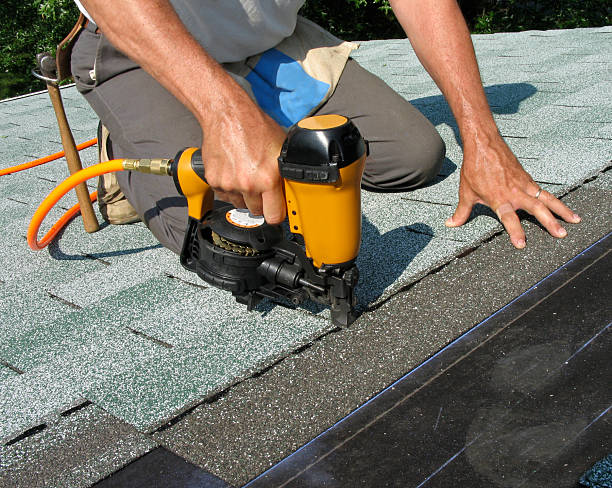 Best Shingle Roofing Installation  in Nashvle, IL